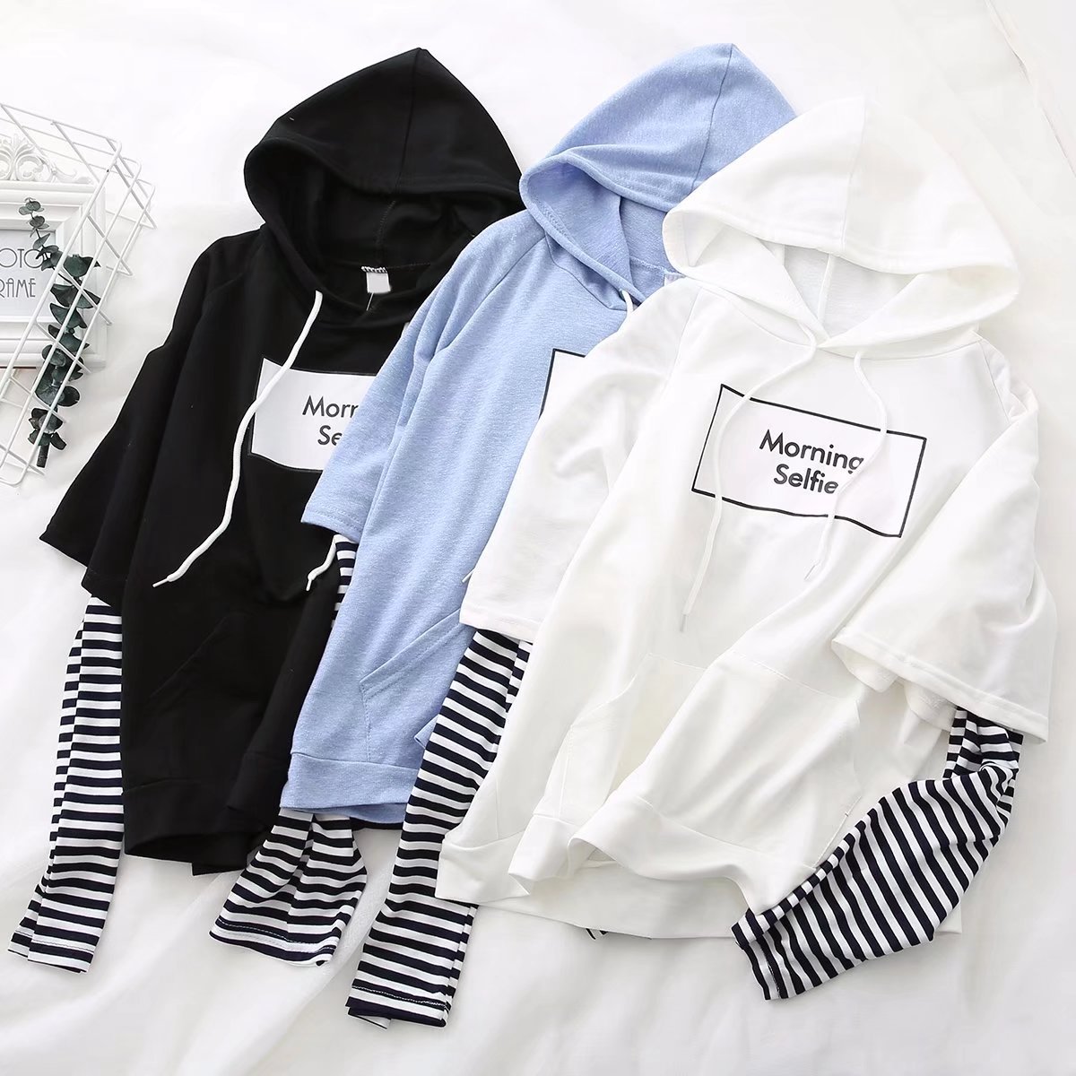 Fake two hooded sweaters