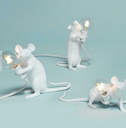 Title 2, Mouse light