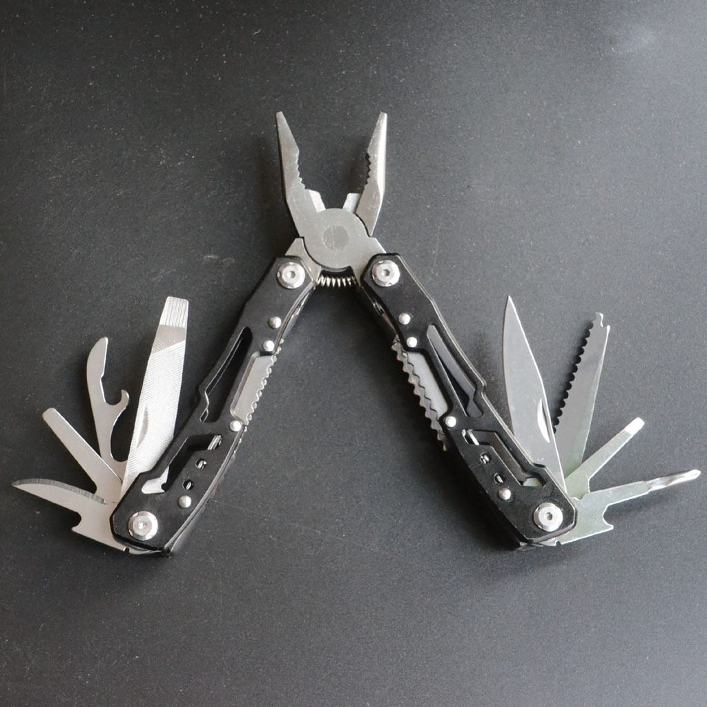 Title 2, Folding multifunctional pliers