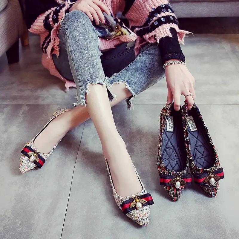 Pointed shallow soft sole shoes