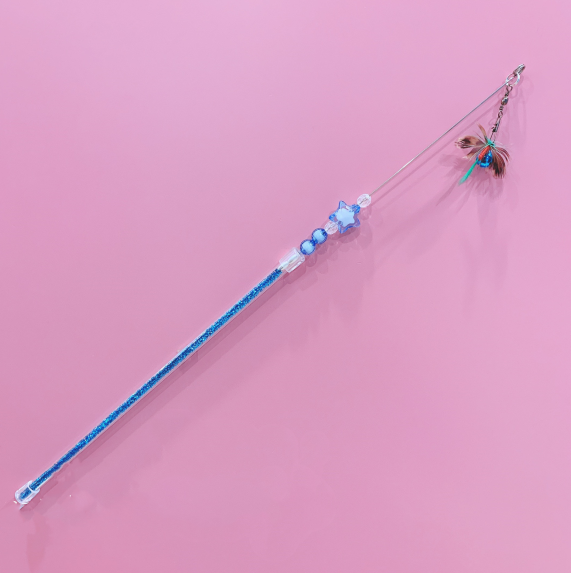 Telescopic small flying insects, funny cats, long bells