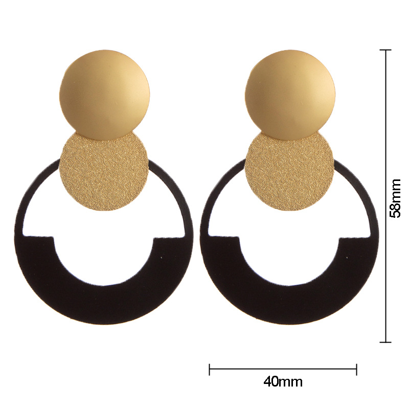 Ladies Retro Large Geometric Hollow Earrings