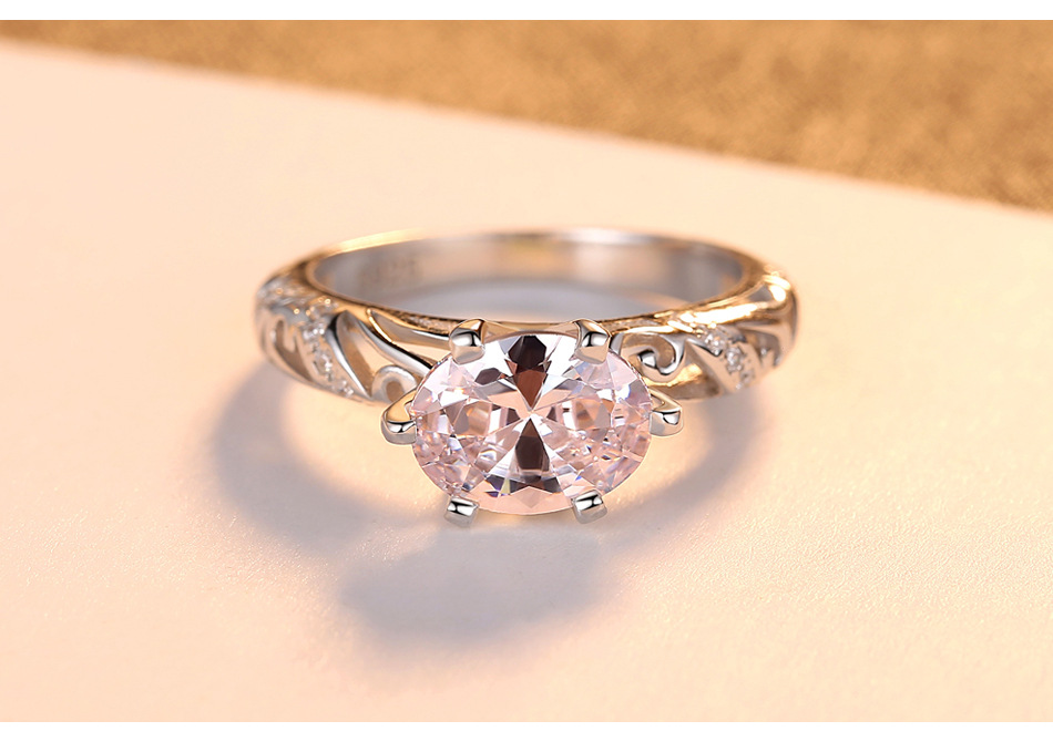 Egg-shaped women's ring