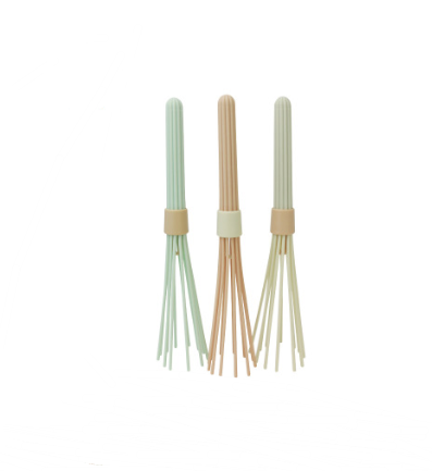 Vertical shrinkable whisk