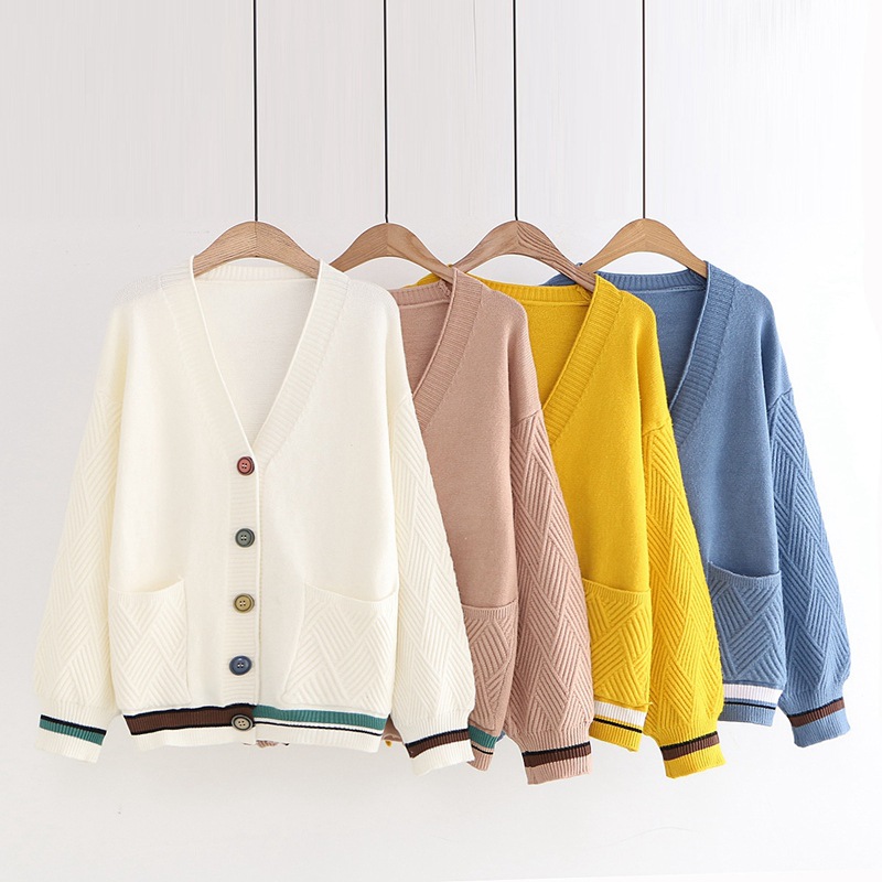 V-Neck Sweater with loose colored hem