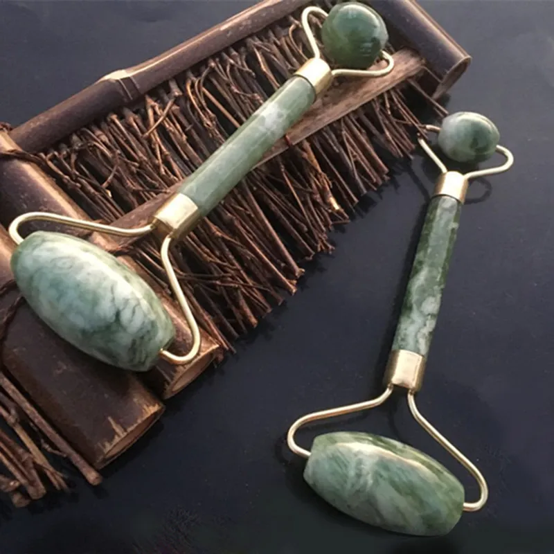 Jade Roll Massager Relieves Facial Tension - Dark Green