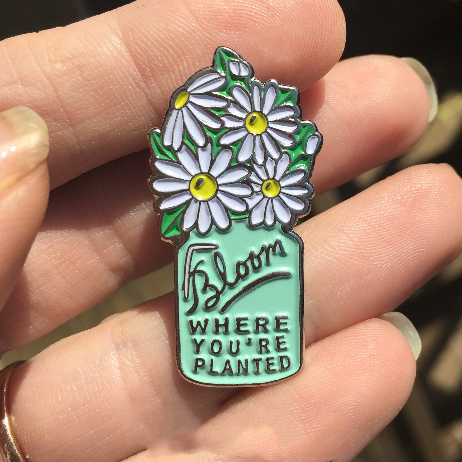 New Style Small Daisy Literary Gift Personalized Brooch