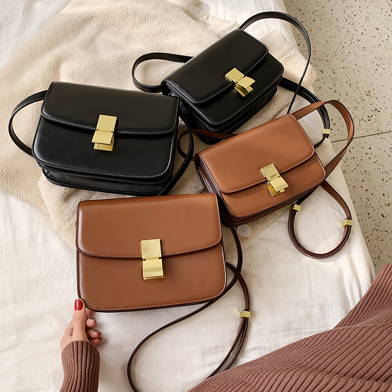 One shoulder messenger small square bag