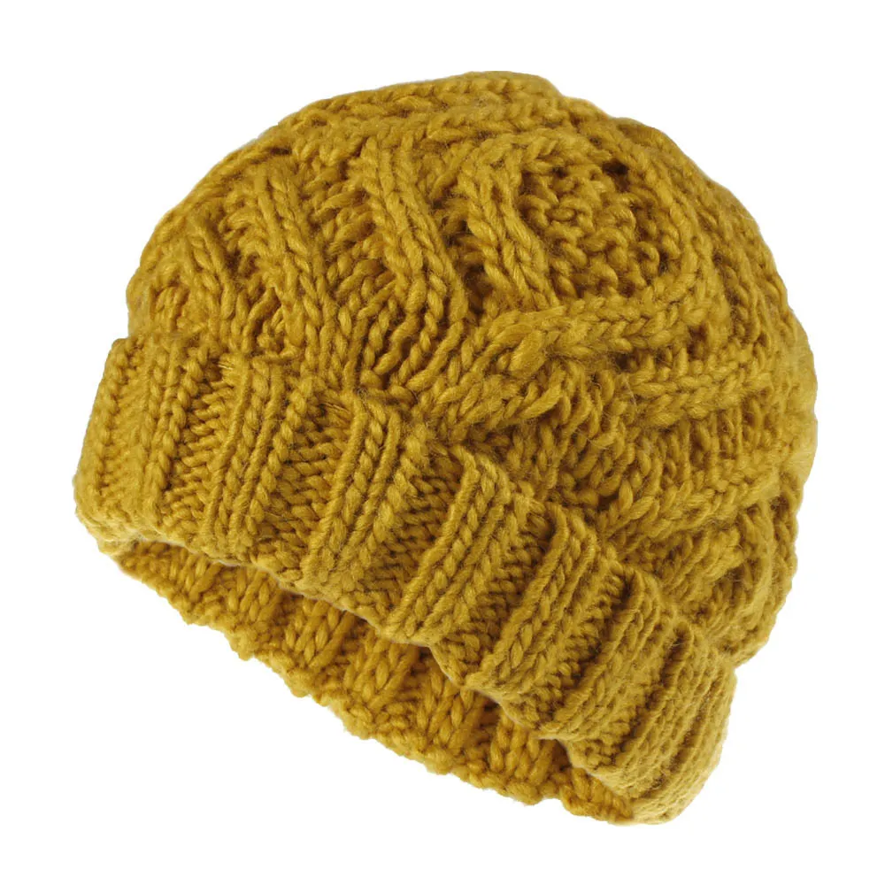 Woollen knitted hat - Yellow