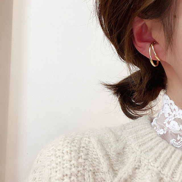 Metal ear clips without pierced earrings