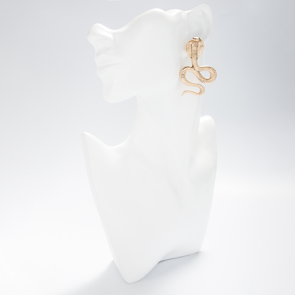 Exaggerated temperament snake earrings