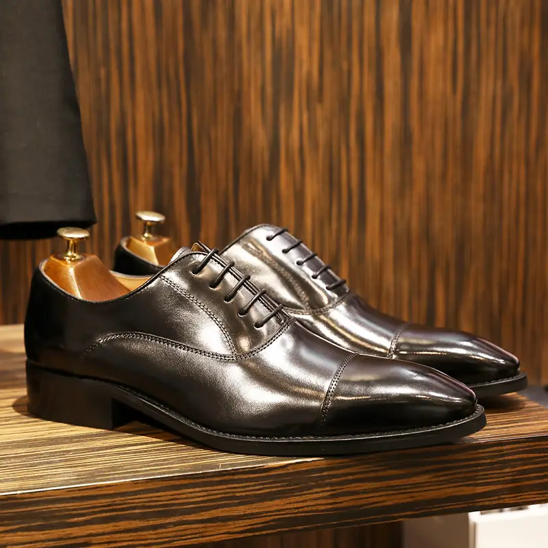 New style leather shoes men's classic three-joint men's shoes laces