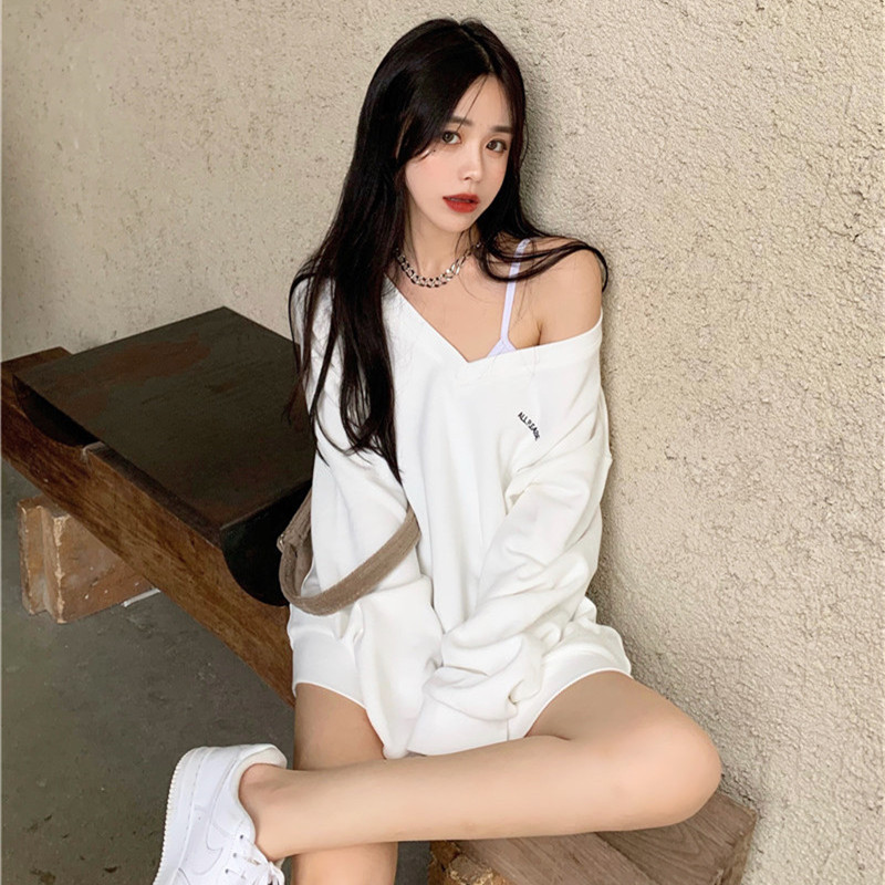 Long Sleeve V-neck Mid-length Loose Gentle Wind Sweater