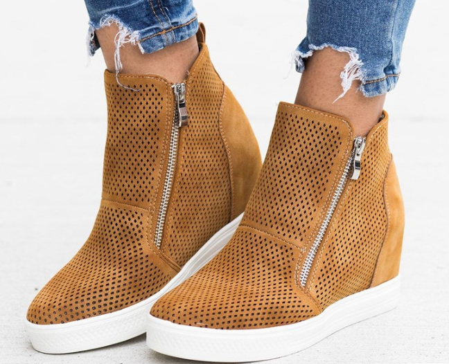 Round Toe Casual Sneakers, picture 7 of 8