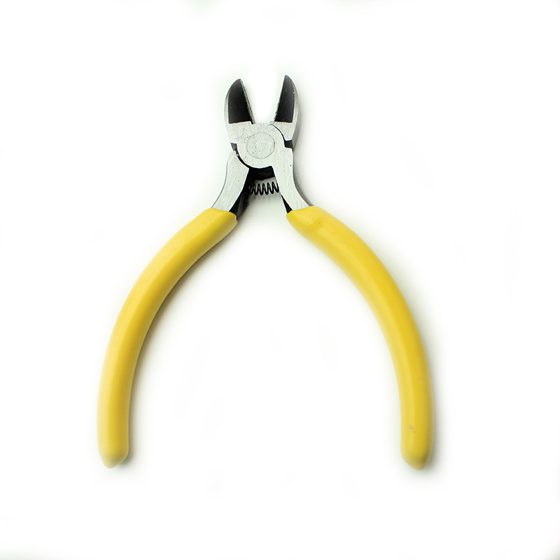 Diagonal pliers