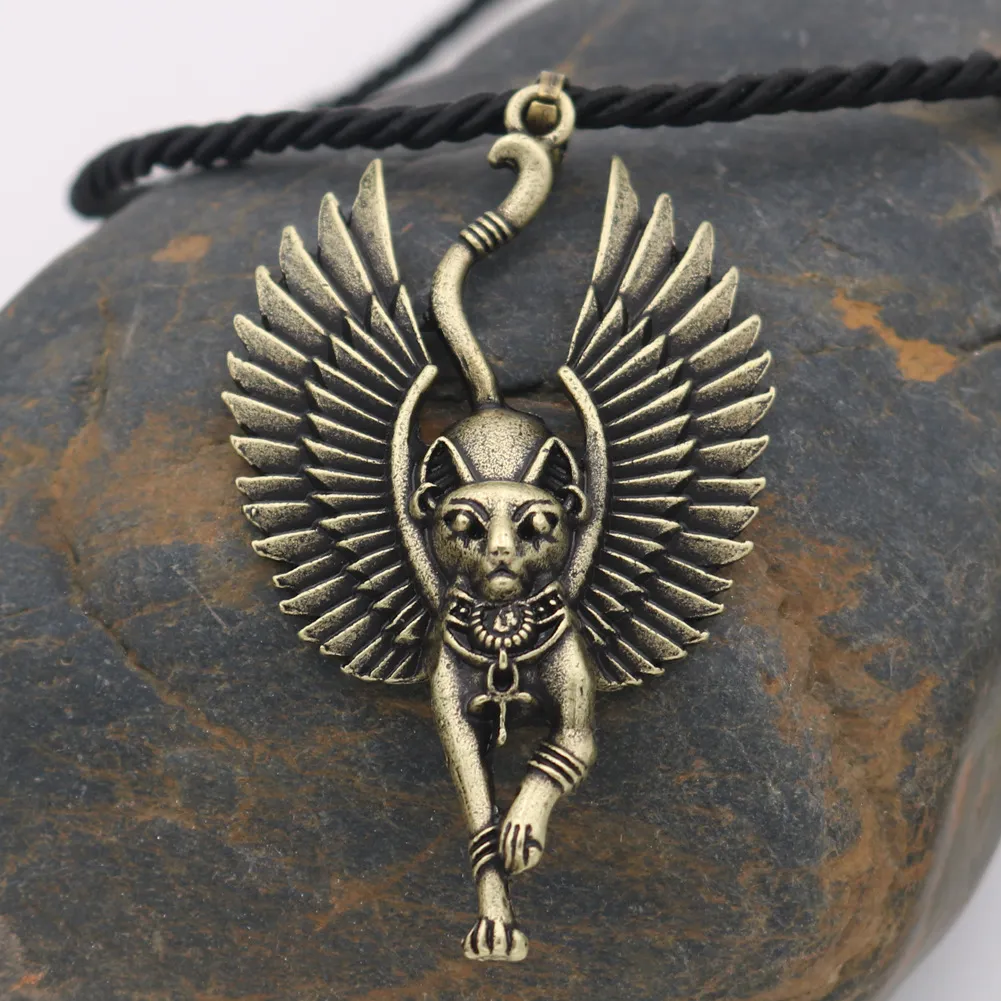 Sphinx cute cat pendant - Gold