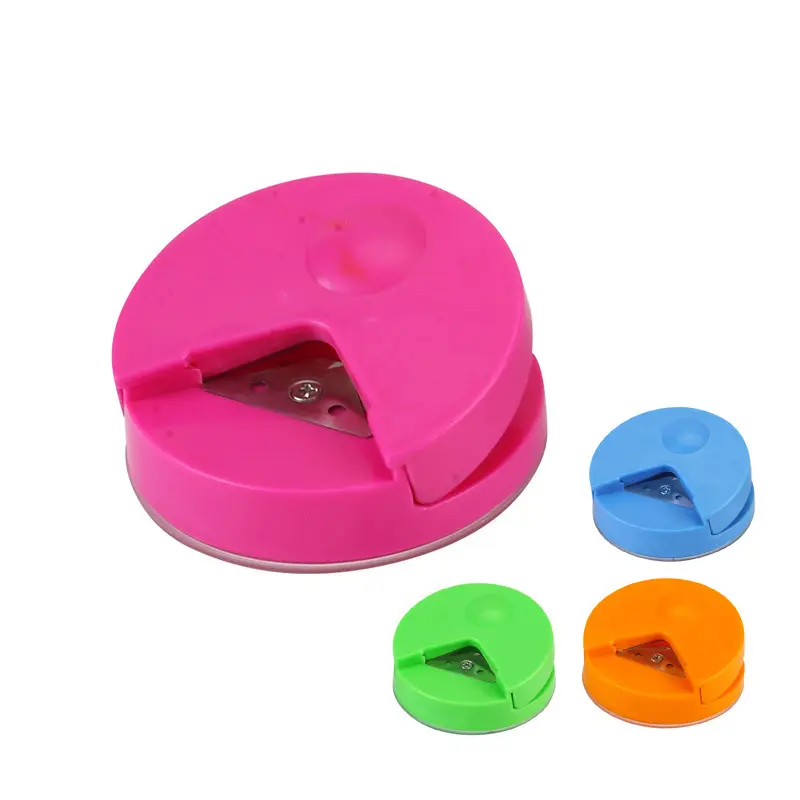 Manual fillet corner cutter