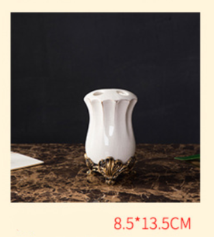 European Style Ceramic Lotion Bottle Resin Soap Bottle