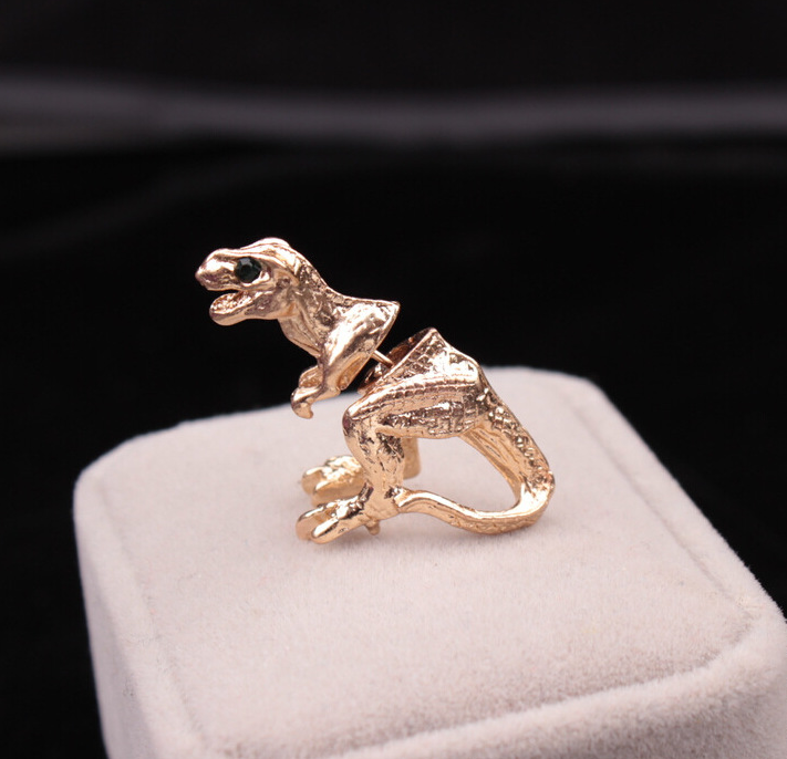 Korean version of Harajuku stereo small animal dinosaur fashion personality puncture stud earrings