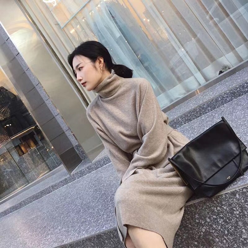 Little Xiangfeng retro mid-length sweater dress
