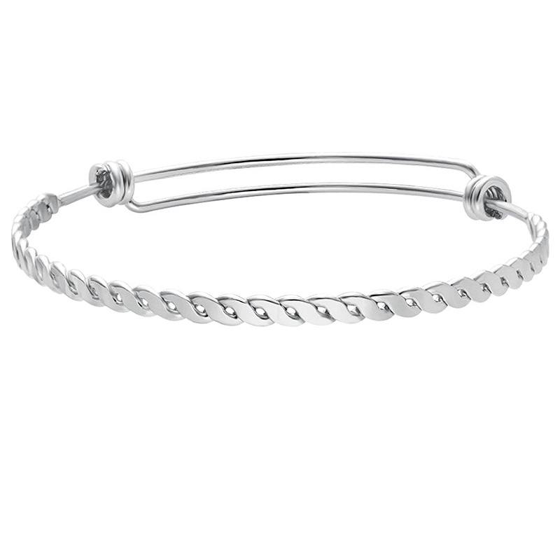 Flat twisted steel wire push-pull adjustable bracelet