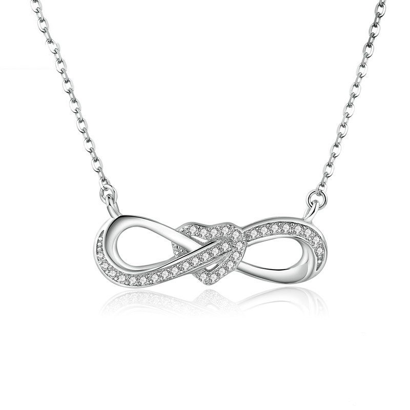 Eight-Character Diamond Heart-Shaped Clavicle Chain