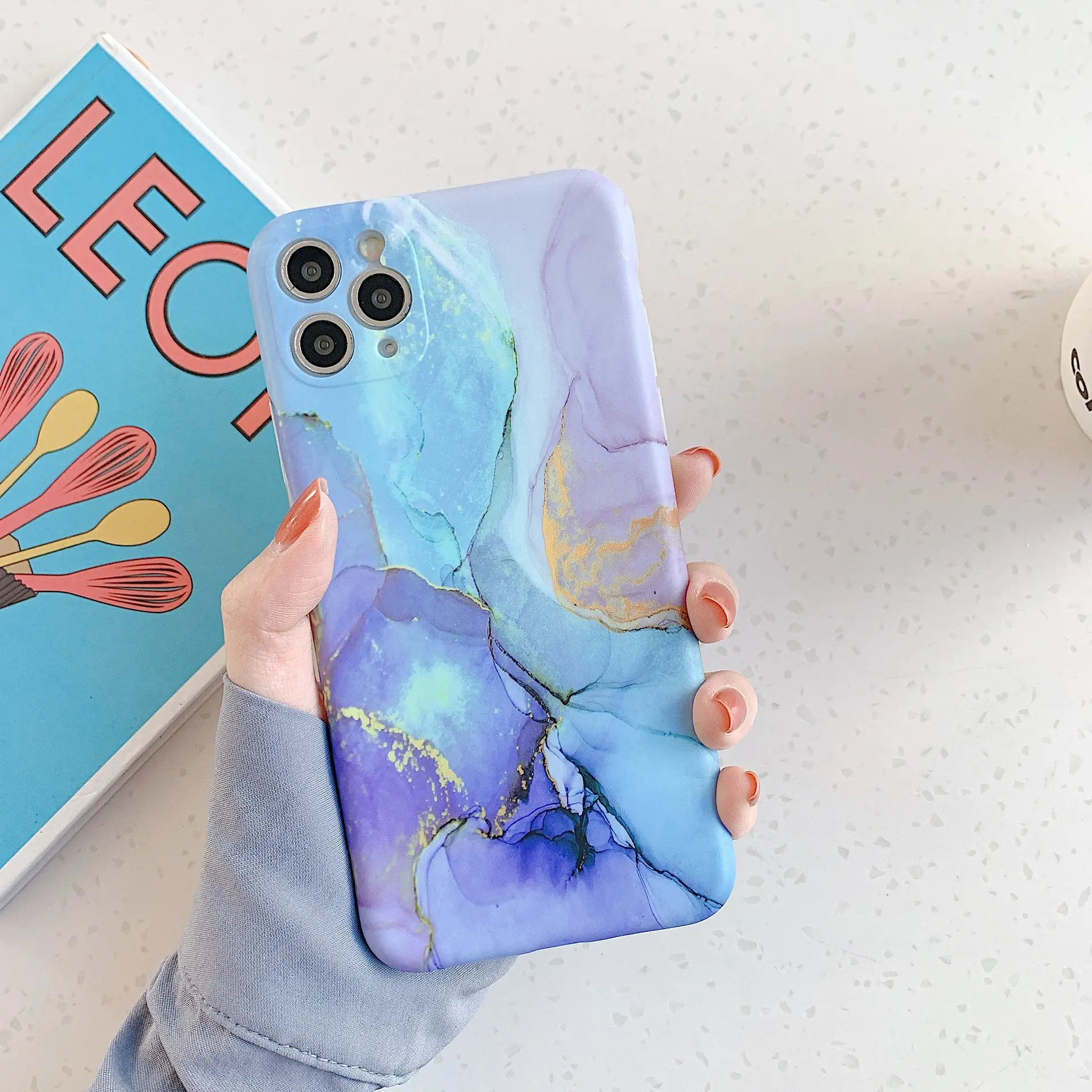 Symphony gradient marble phone case