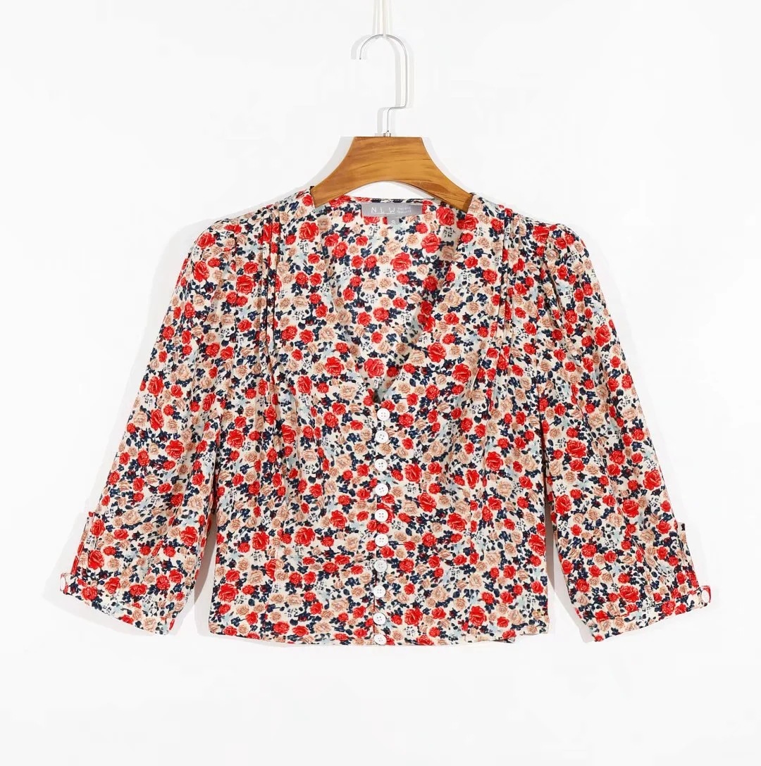 French print slim single-breasted crop top