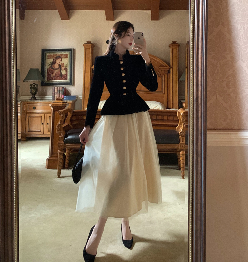 Short Coat Women's Court Style Velvet Black Versatile Leisure Autumn And Winter