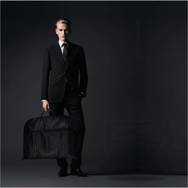 Clothes zip pocket Black - Shop at LoveMi