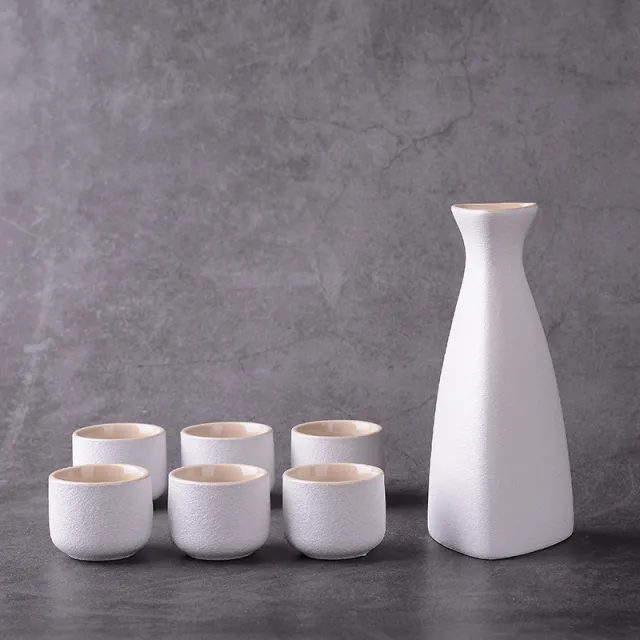 Sakura vintage sake set Riangle White - Shop at LoveMi