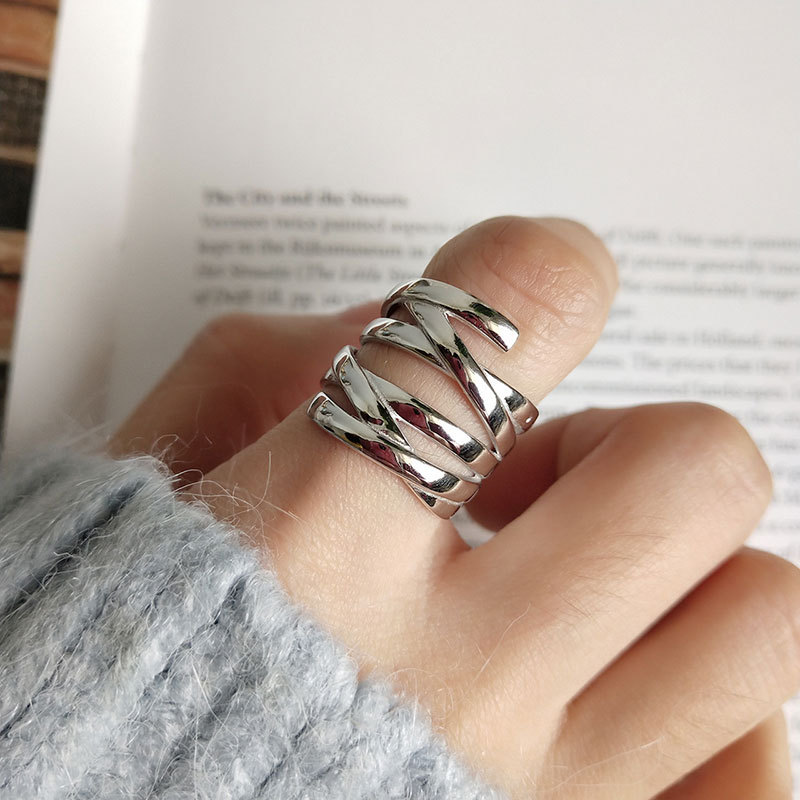 Index finger ring ring tide