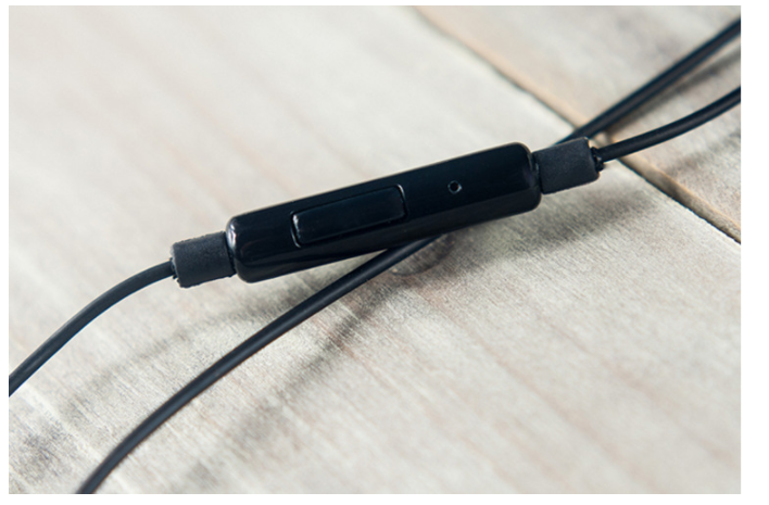 Wire call headset