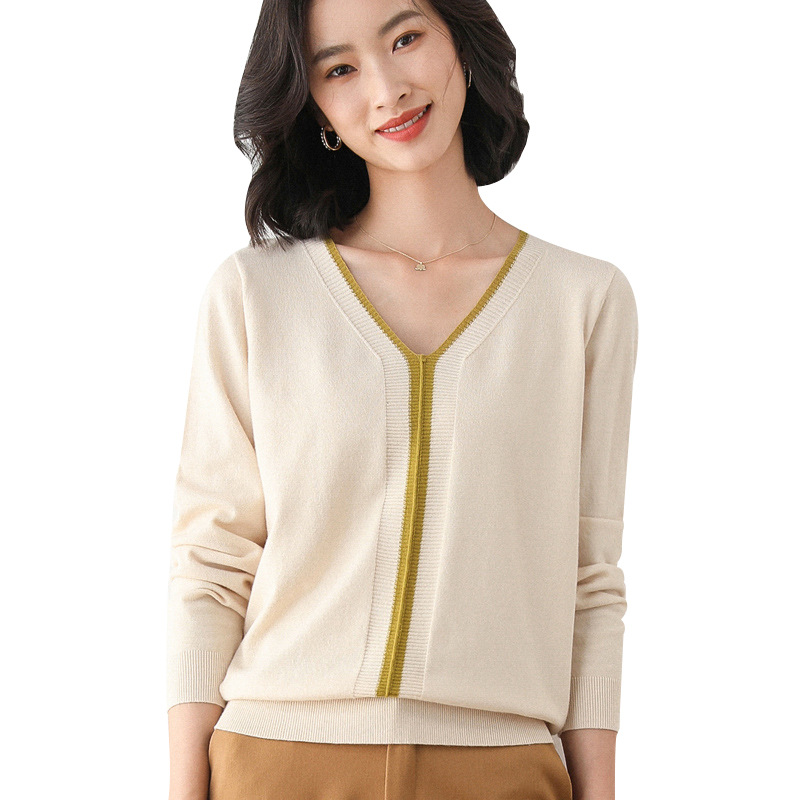 Color matching knitted bottoming shirt