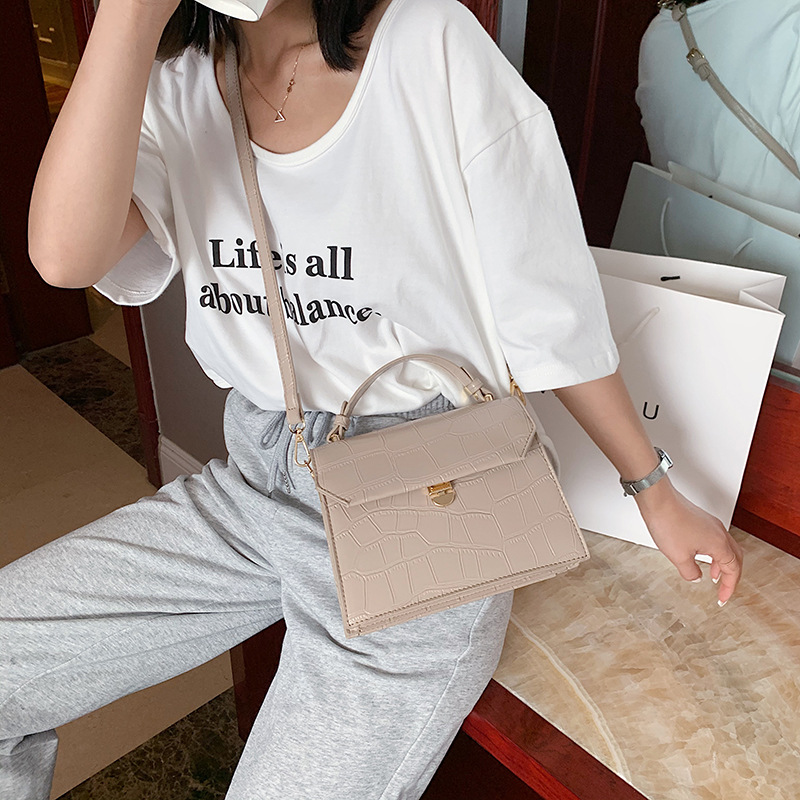 Stone pattern shoulder bag