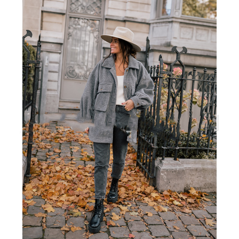 Solid color woolen coat with double pockets