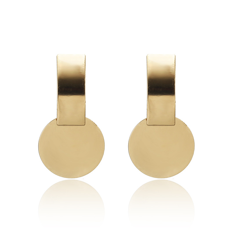 أقراط أوروبية وأمريكية