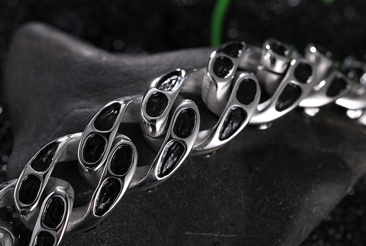 Vintage skull men's titanium steel bracelet personality rock punk ghost head bracelet