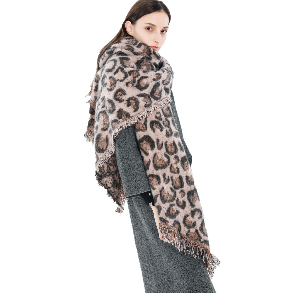 Animal leopard imitation cashmere