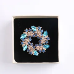 Crystal brooch, diamond-encrusted bauhinia brooch, brooch - Blue - View 1