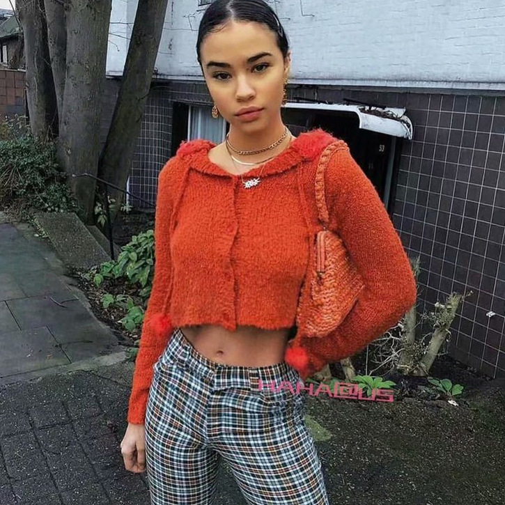 Fashion hooded collar long sleeves