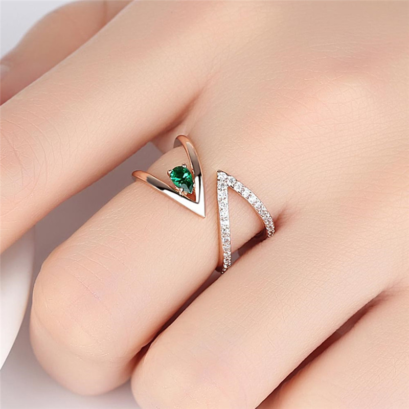 V-shaped drop cross personality female ring
