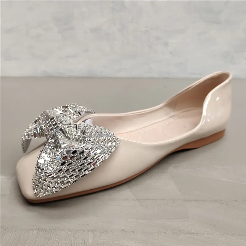Patent Leather Flat Shoes With Square Toe Bow