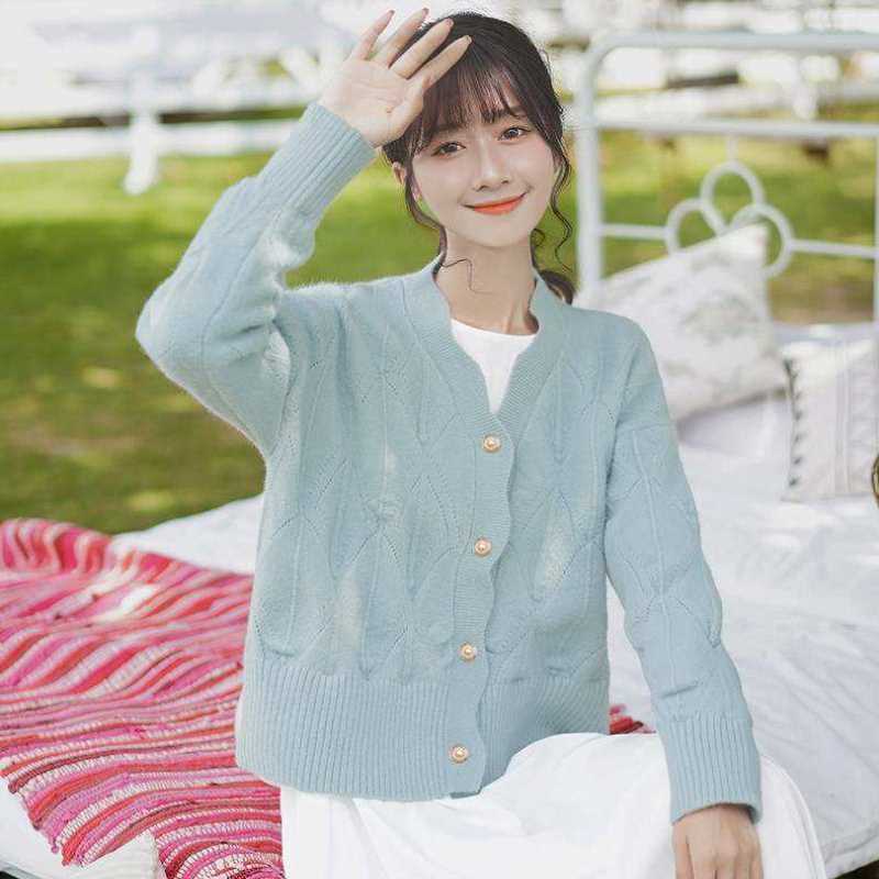 Retro Wave Edge Cardigan with Beaded Diamond Sweater Coat