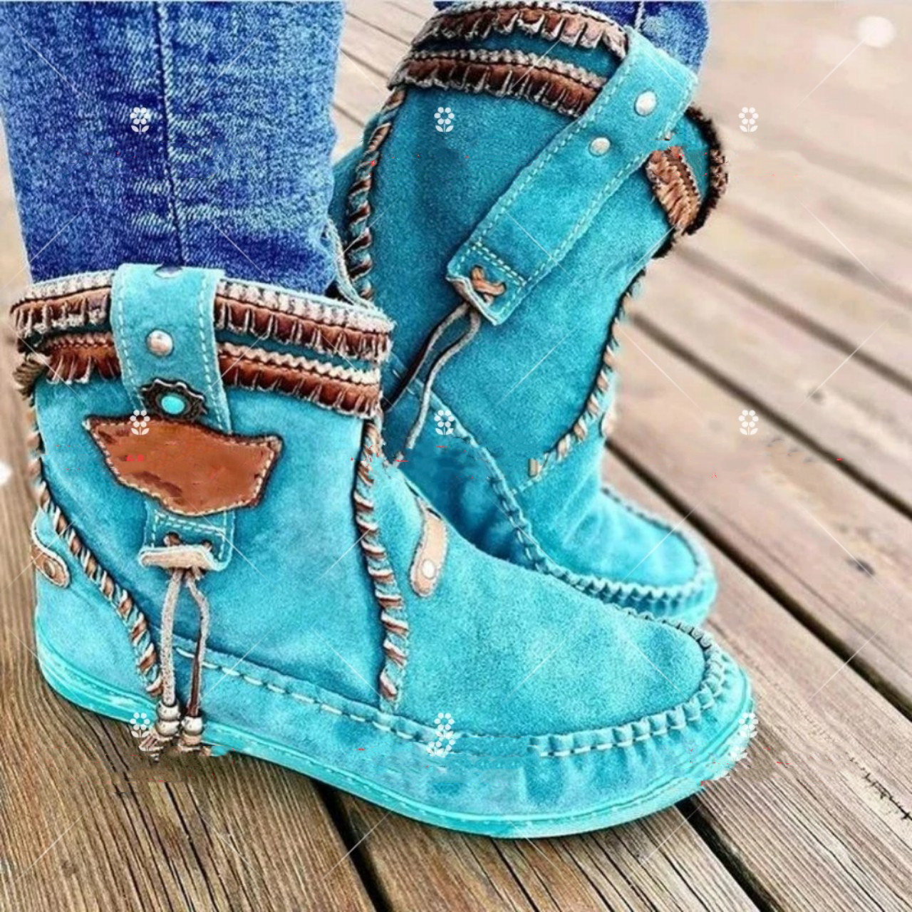 Stitched flat-heel Martin boots