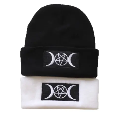 Star Trend GOTH Beanie Embroidery Knitted Hat