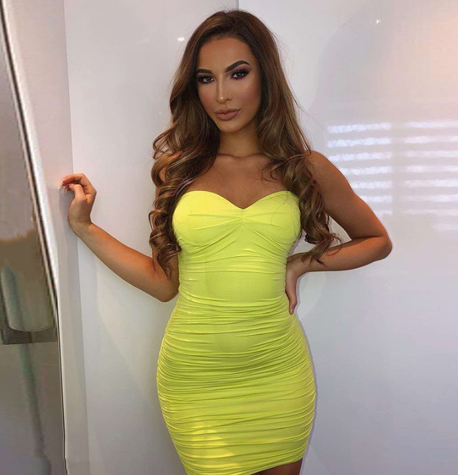 Tube top pleated hip-fitting strap dress