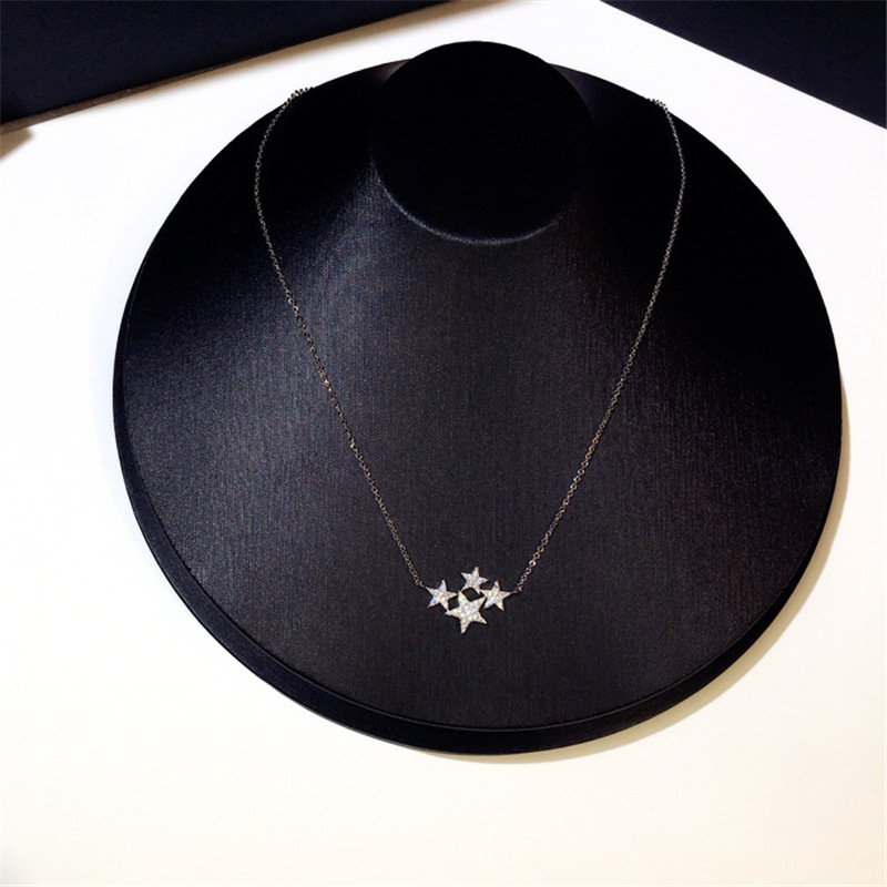 Short clavicle chain