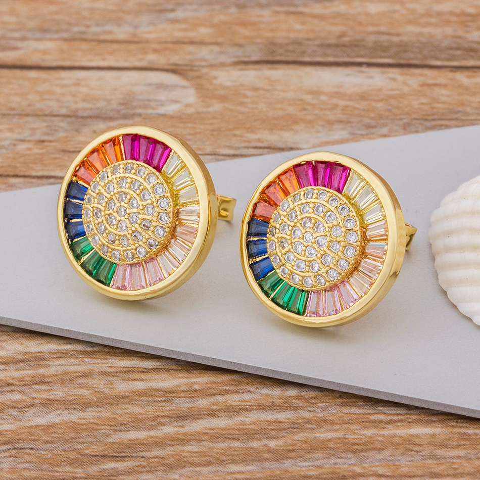 Popular earrings in Europe and America