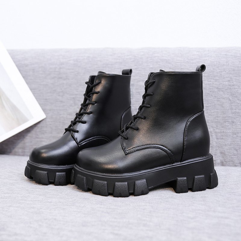 Women's platform Martin boots - Black